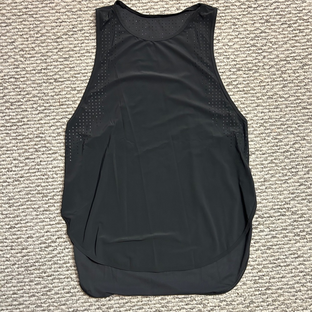 LULULEMON WORKOUT TOP